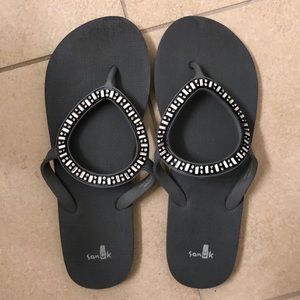 Sanuk Sandal